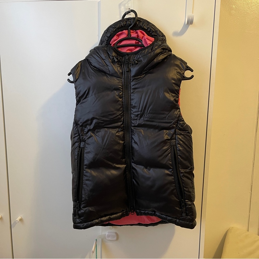 Uniqlo puffy vest